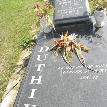 DUTHIE Sidney J.F. 1932-2002 &amp; Louise E. 1941-