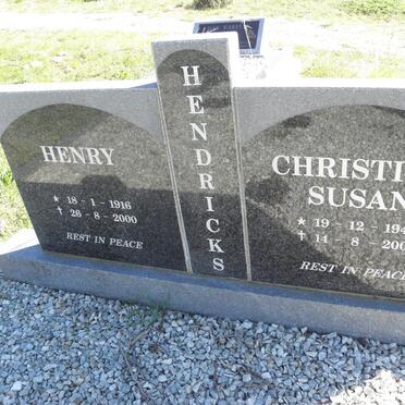HENDRICKS Henry 1916-2000 &amp; Christina Susan 1940-2000