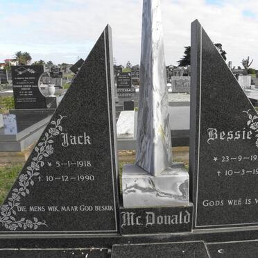McDONALD Jack 1918-1990 &amp; Bessie 1917-1985
