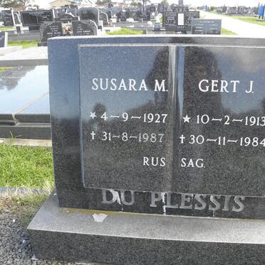 PLESSIS Gert J., du 1913-1984 &amp; Susarah M. 1927-1987