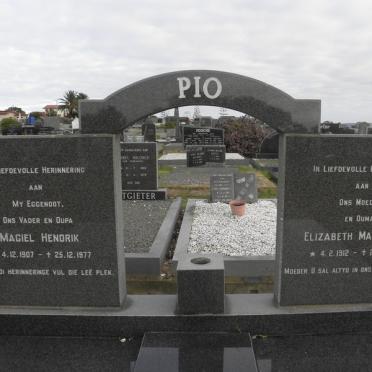 PIO Magiel Hendrik 1907-1977 &amp; Elizabeth Magdalena 1912-1988