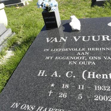 VUUREN H.A.C., van 1932-2002