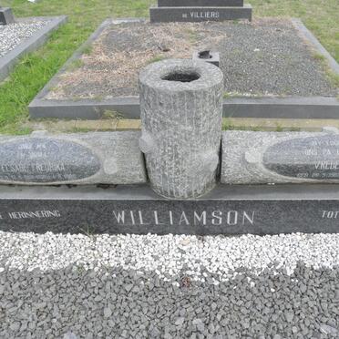 WILLIAMSON C.P. 1902-1976 &amp; Elsabe Fredrika 1901-1980