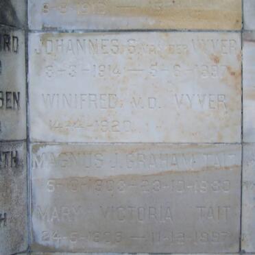 VYVER Johannes S., van der 1914-1997 &amp; Winifred 1920-? :: TAIT Magnus J. Braham 1900-1990 &amp; Mary Victoria 1909-1997