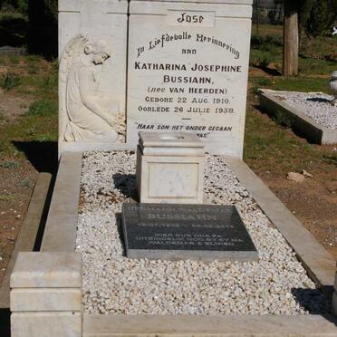 BUSSIAHN Katharina Josephine nee VAN HEERDEN 1910-1938 :: BUSSIAHN Hermann Waldermar 1938-2013