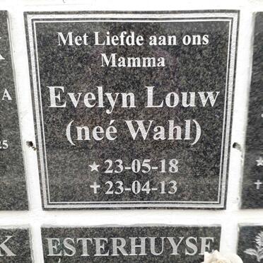 LOUW Evelyn nee WAHL 1918-2013