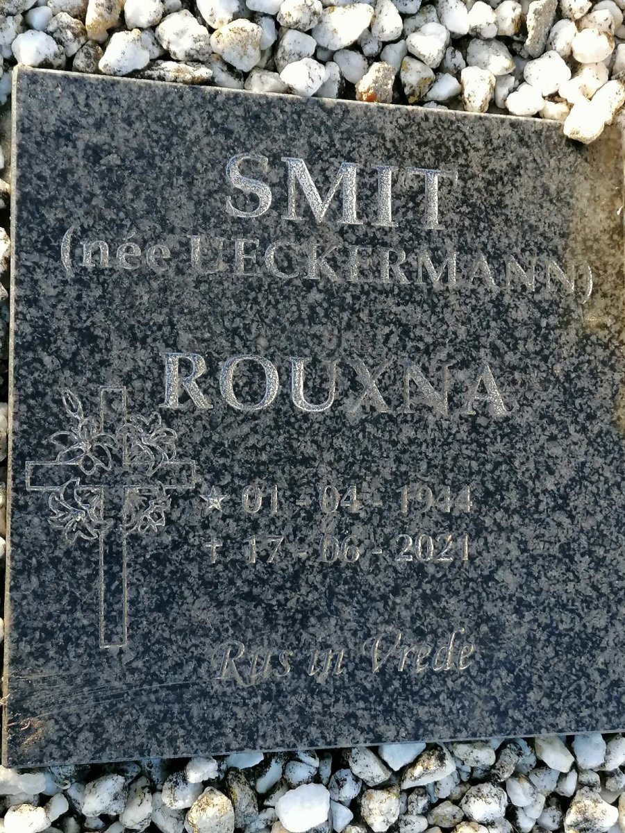 SMIT Rouxna nee UECKERMANN 1944-2021