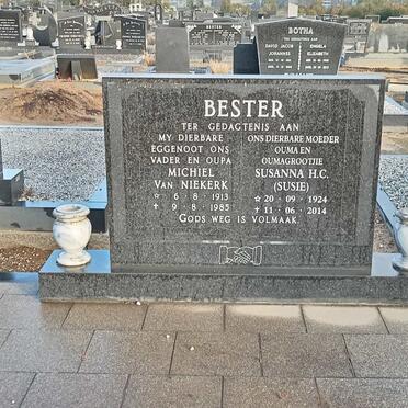 BESTER Michiel van Niekerk 1913-1985 &amp; Susanna H.C. 1924-2014