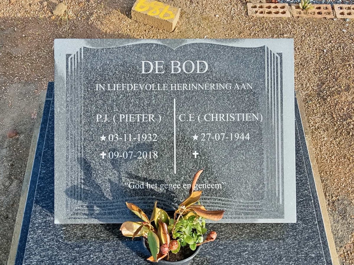 BOD P.J., de 1932-2018 &amp; C.E. 1944-