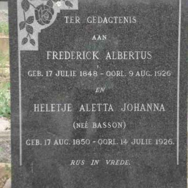 BASSON Frederick Albertus 1848-1926 &amp; Heletjie Aletta Johanna BASSON 1850-1926