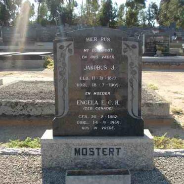 MOSTERT  Jacobus J. 1877-1965 &amp; Engela E.C.H GENADE 1882-1969