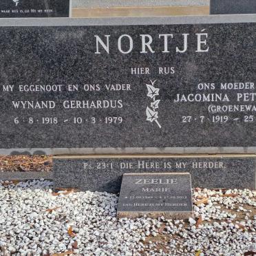 NORTJE Wynand Gerhardus 1918-1979 &amp; Jacomina Petronella GROENEWALD 1919-2006 :: ZEELIE Marie 1949-2012