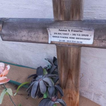 FOURIE Jacobus Johannes 1959-2021 &amp; Anna S. 1957-2020 