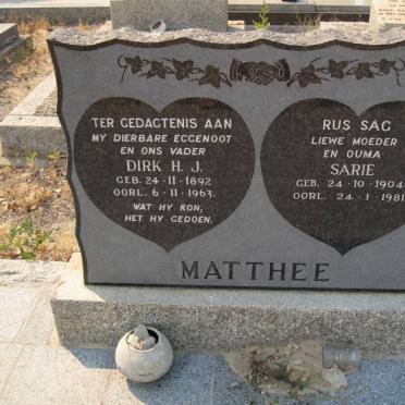 MATTHEE Dirk H.J. 1892-1963 &amp; Sarie 1904-1981