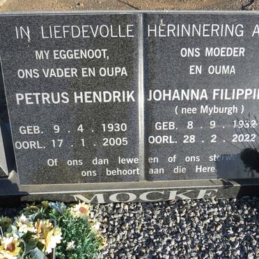 MOCKE Petrus Hendrik 1930-2005 & Johanna Filippina MYBURGH 1932-2022