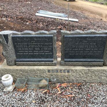 BURGER Daniel  Petrus 1896-1963 &amp; Aletta Johanna DU TOIT 1902-1951