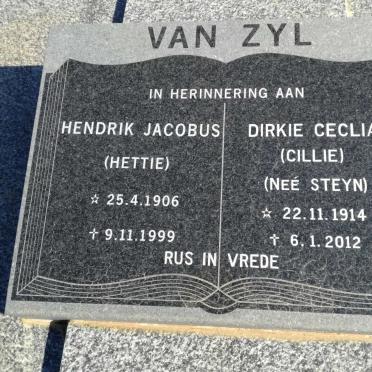 ZYL Hendrik Jacobus, van 1906-1999 &amp; Dirkie Ceclia STEYN 1914-2012