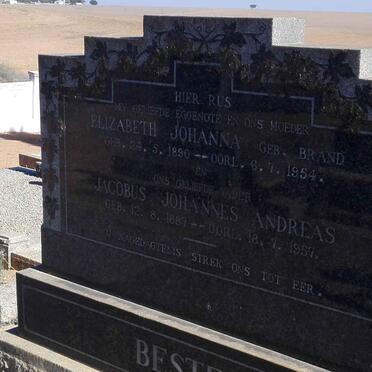 BESTER Jacobus Johannes Andreas 1887-1957 & Elizabeth Johanna BRAND 1890-1954