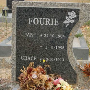FOURIE Jan 1904-1996 &amp; Grace 1913-