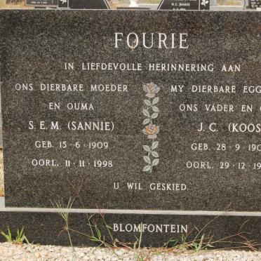 FOURIE J.C. 1904-1984 &amp; S.E.M. 1909-1998
