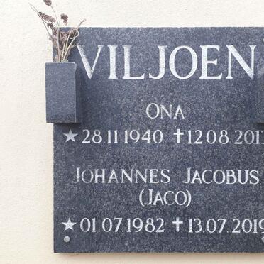 VILJOEN Ona 1940-2013 :: VILJOEN Johannes Jacobus 1982-2019