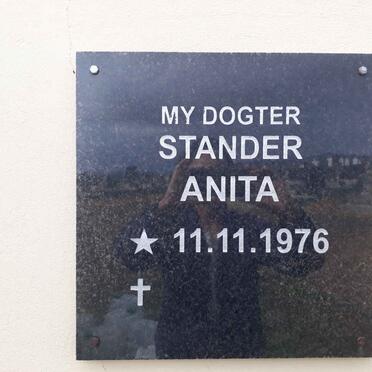 STANDER Anita 1976-