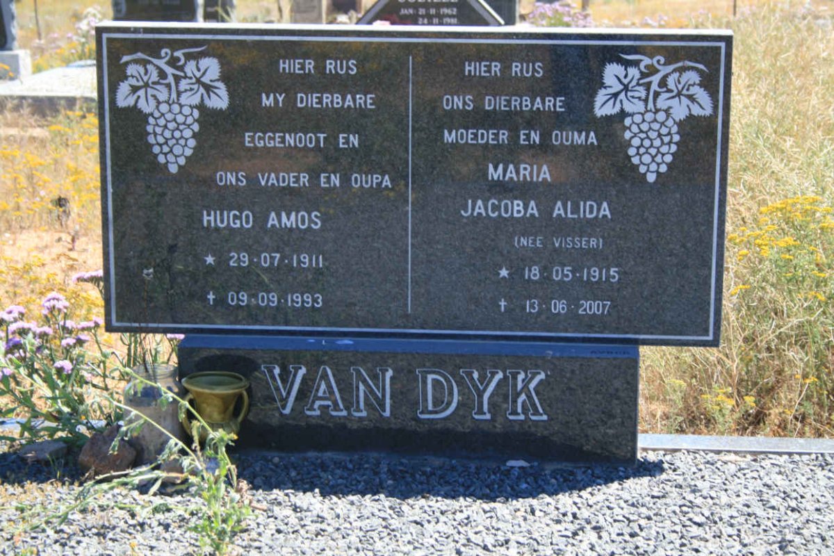 DYK Hugo Amos, Van 1911-1993 &amp; Maria Alida VISSER 1915-2007