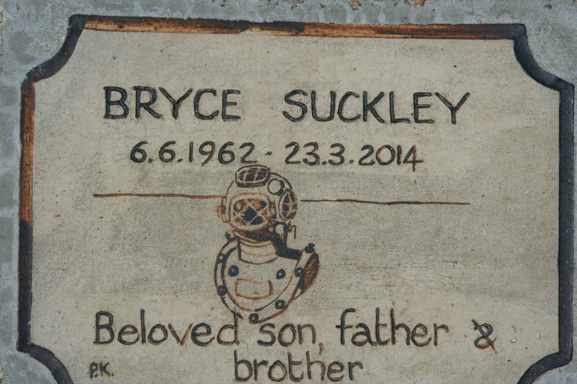 SUCKLEY Bryce 1962-2014