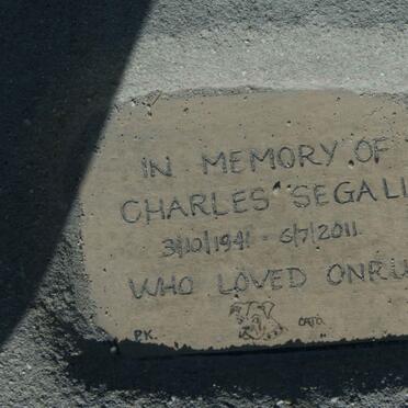 SEGALL Charles 1941-2011