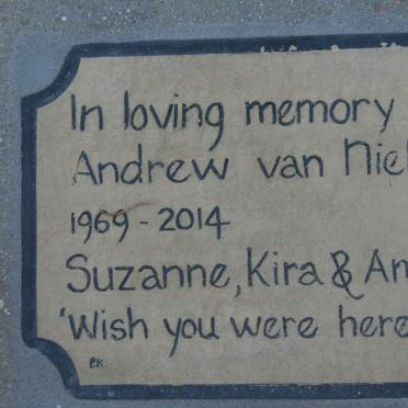 NIEKERK Andrew, van 1969-2014