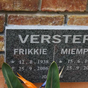 VERSTER Frikkie 1938-2006 &amp; Miempie 1951-2006
