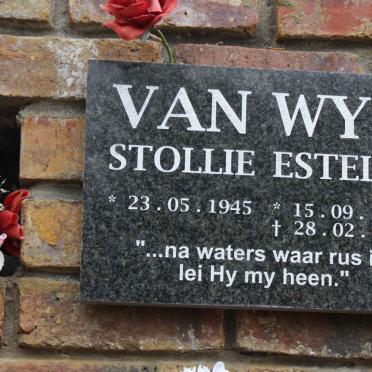 WYK Stollie, van 1945- &amp; Estelle 1947-2007