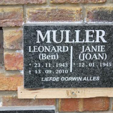 MULLER Leonard 1943-2010 &amp; Janie 1945-