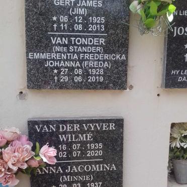 TONDER Gert James, van 1925-2013 &amp; Emmerentia Fredericka Johanna STANDER 1928-2019