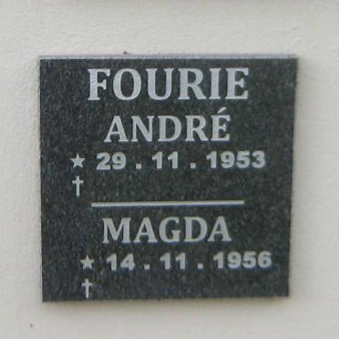 FOURIE André 1953- Magda 1956-