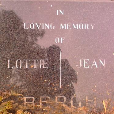 BERGH Lottie &amp; Jean