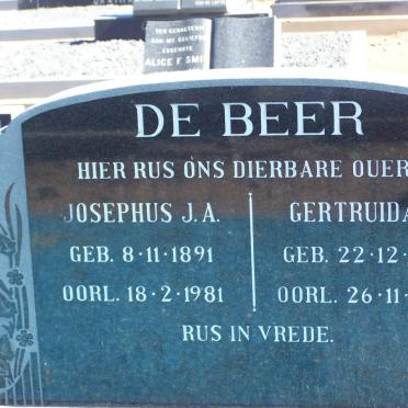 BEER Josephus J.A., de 1891-1981 &amp; Gertruida A. 1901-1976