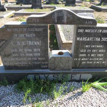 DYSSEL L.B.E. 1879-1968 & Margaretha Susanna SNYMAN 1885-1969