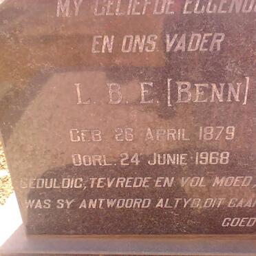 DYSSEL L.B.E. 1879-1968 &amp; Margaretha Susanna SNYMAN 1885-1969