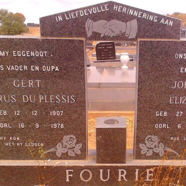 FOURIE Gert Petrus 1907-1978 &amp; Johanna Elizabeth 1907-1979