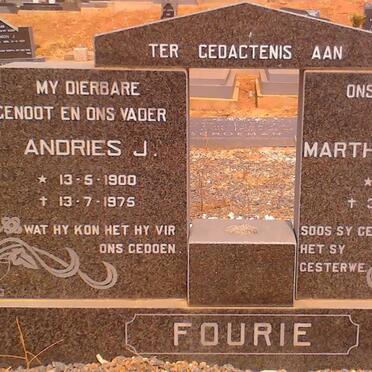 FOURIE Andries J. 1900-1975 &amp; Martha Susanna 1904-1989