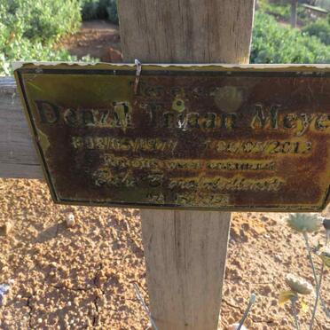 MEYER Denzil Triaan 1977-2013