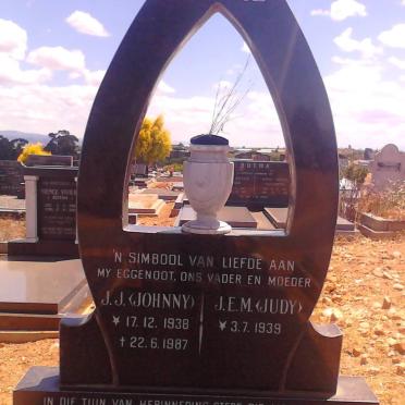 MINNIE J.J. 1938-1987 &amp; J.E.M. 1939-