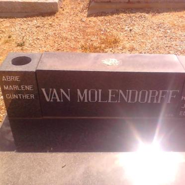 MOLENDORFF John George, van 1928-2000 &amp; Susanna Petronella 1925-1997