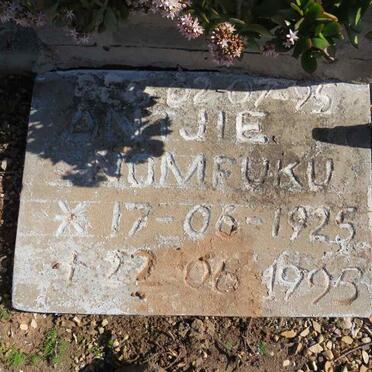 NOMFUKU Antjie 1925-1995