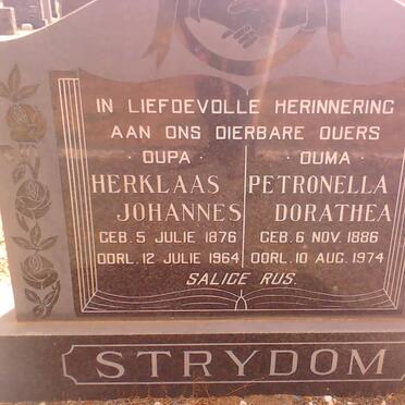 STRYDOM Herklaas Johannes 1876-1964 &amp; Petronella Dorathea 1886-1974