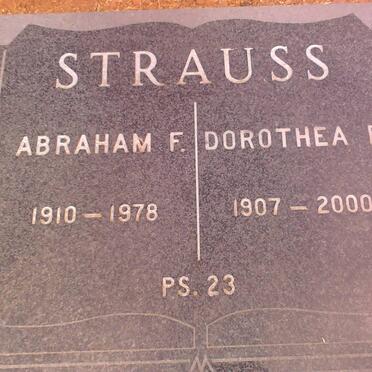STRAUSS Abraham F. 1910-1978 &amp; Dorothea P. 1907-2000