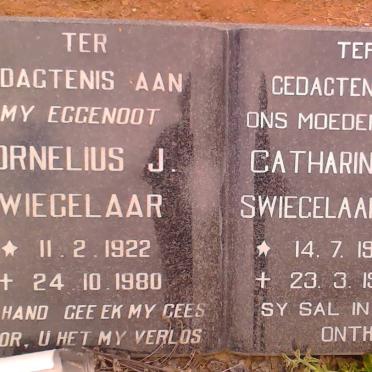 SWIEGELAAR Cornelius J. 1922-1980 &amp; Catharina J.M. MINNIE 1916-1987