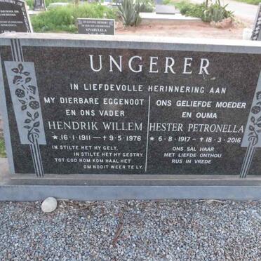 UNGERER Hendrik Willem 1911-1976 & Hester Petronella 1917-2016