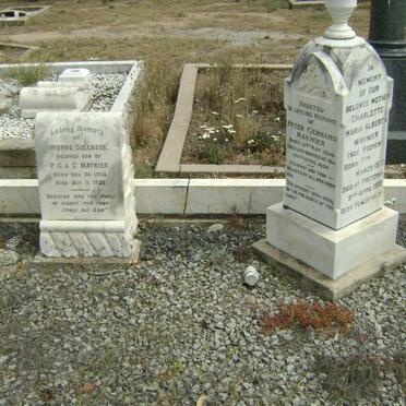 MAYNIER Peter Gerhard 1866-1934 &amp; Charlotte Maria Alberta nee ROCHER 1873-1966 :: Pierre Delcasse MAINIER 1903-1920